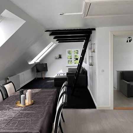 Stor Rummelig Lejlighed Med Egen P-Plads Kolding Exterior photo