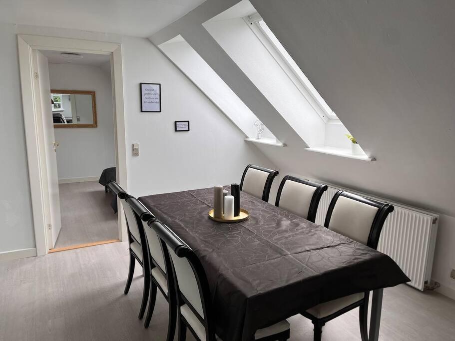 Stor Rummelig Lejlighed Med Egen P-Plads Kolding Exterior photo
